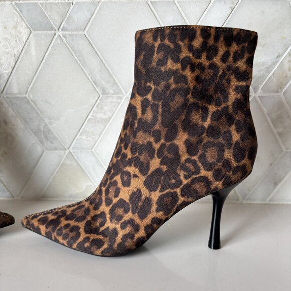 Nine West 7.5M Leopard Animal Print Heeled Boot Pointed Toe Therin Stiletto Heel - Picture 6 of 11